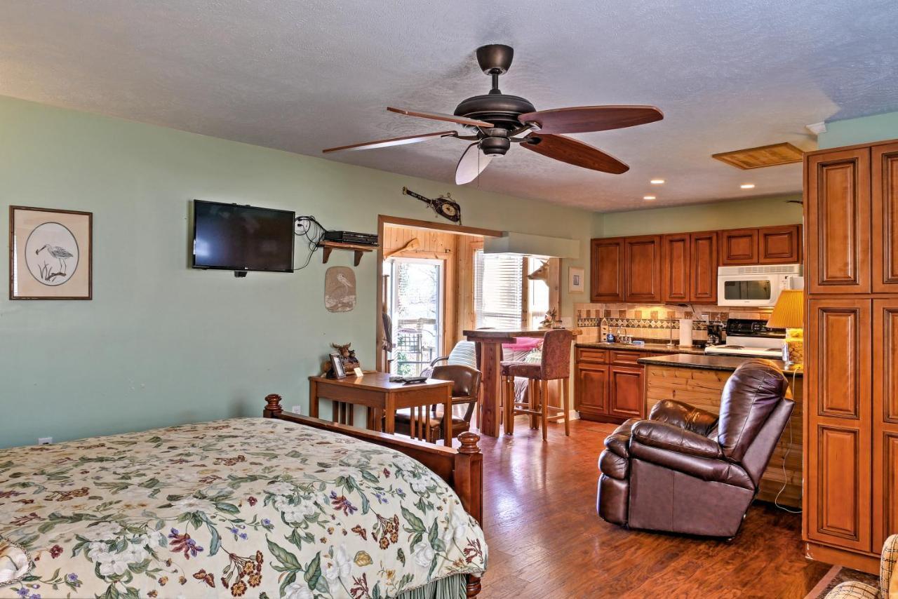 Paradise Cove Cabin With Boathouse And Dock Guntersville Dış mekan fotoğraf